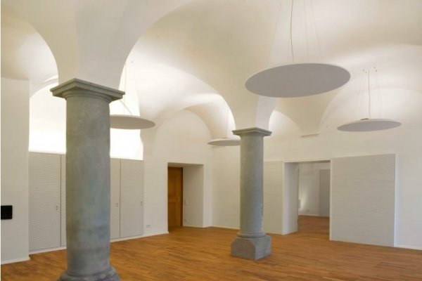 Gemeindesaal St. Martin Weingarten Absorber (Foto Fa. Sto)