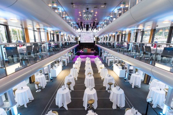 Saal von oben (Fotocredit © Studio Fasching)