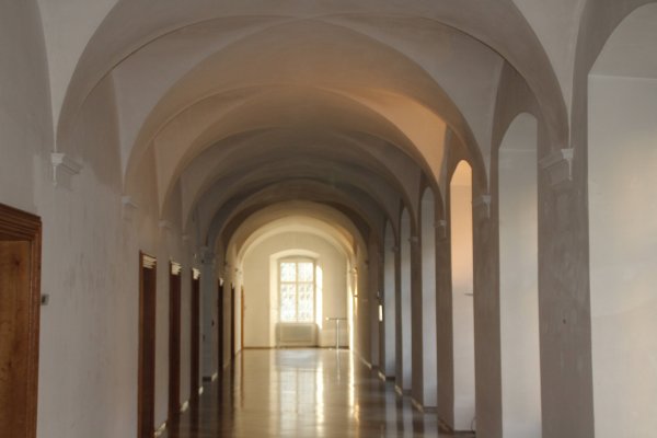 Flur nach Sanierung
