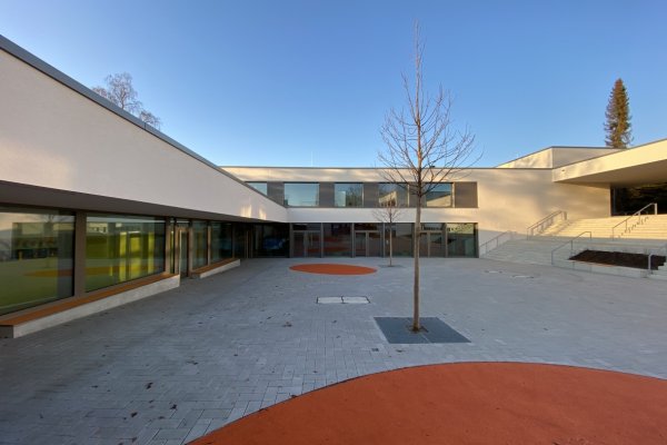 Schulhof Göge-Schule Hohentengen